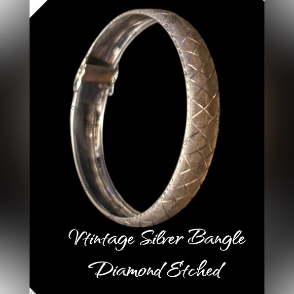 Made in Italy Vintage Sterling Silver Etched Bangle - Picture 1 of 10